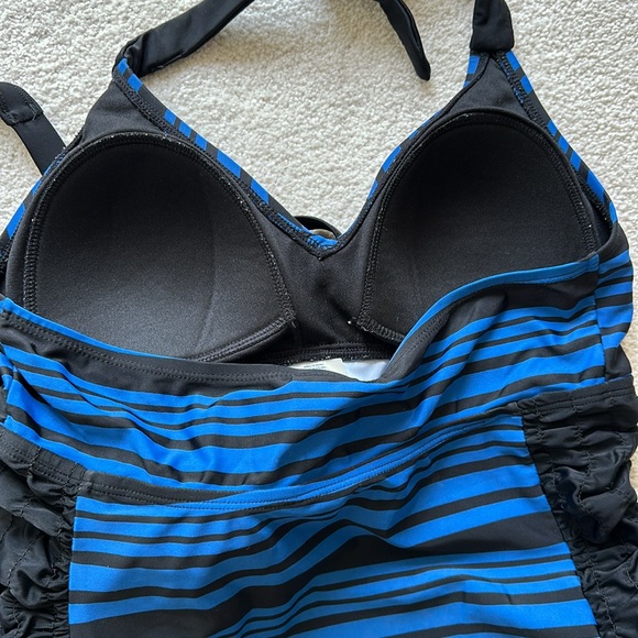 Maternity Beach Bump brand Tankinis - Picture 6 of 9